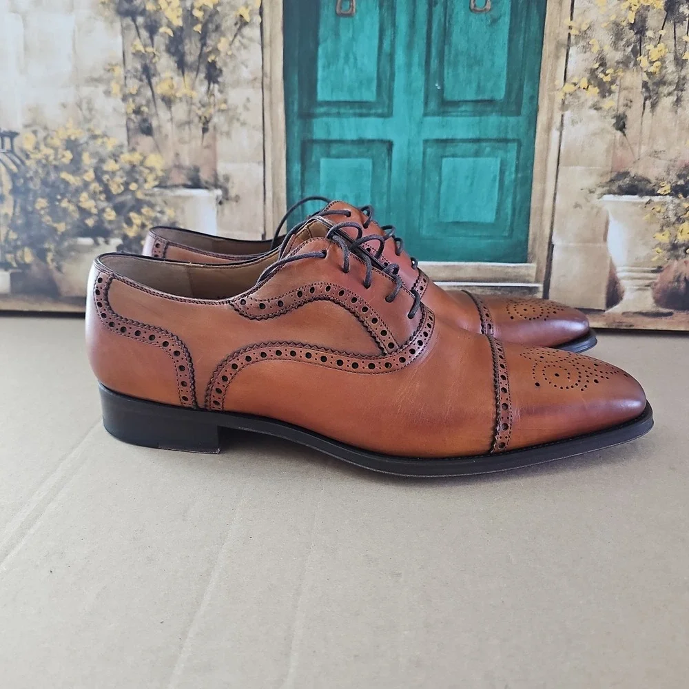 Magnanni Brogue Derby Medallion Toe Oxford Cognac Mens Dress Shoes 10.5 M 13975